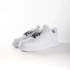 lacets de couleurs dégradés Coco de la marque Sweetlaces sur une paire de Nike Air Force 1 Low
