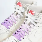 paire de lacets de couleur en dégradé Lila violet de la marque Sweetlaces
