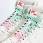 paire de lacets de couleur en dégradé Mint Lover rose de la marque Sweetlaces