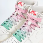 paire de lacets de couleur en dégradé Pastel Love rose de la marque Sweetlaces